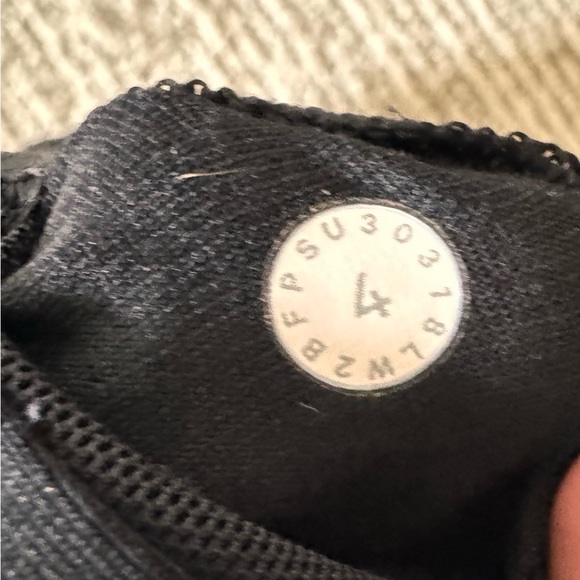 Lululemon Energy Bra 20 Year Special Edition - Picture 6 of 6